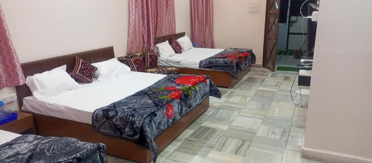 Bed and Breakfast Aashirwad Residency Ujjain Exterior foto