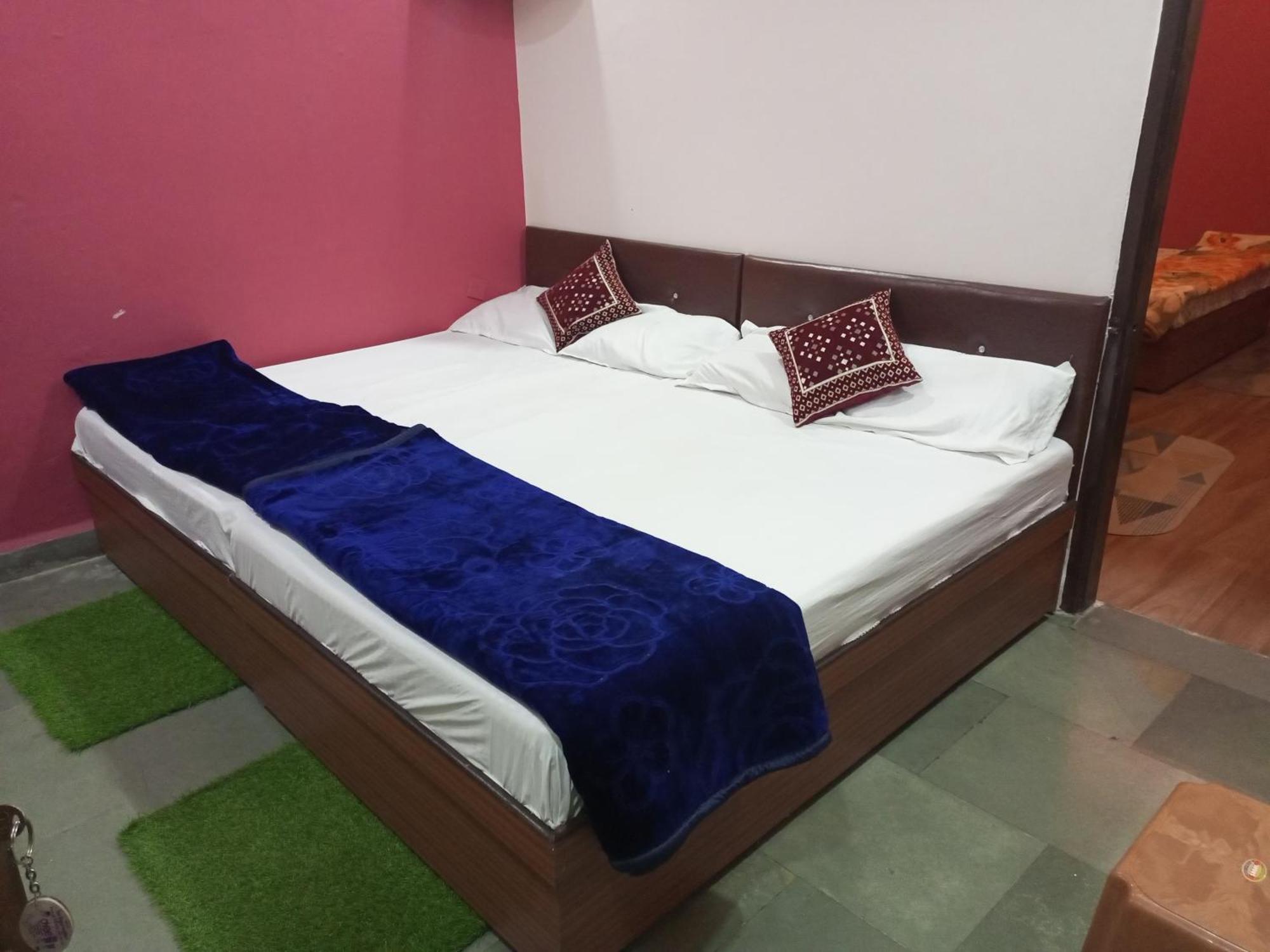 Bed and Breakfast Aashirwad Residency Ujjain Exterior foto